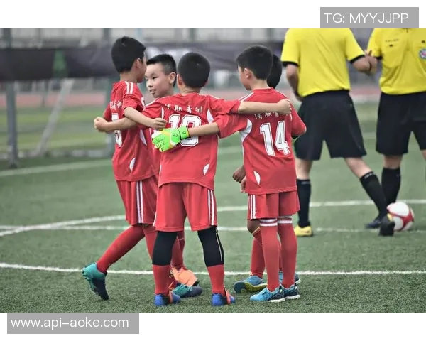 太仓足球培训中心助力青少年成长打造足球梦想的摇篮与未来之路 太仓足球培训中心助力青少年成长打造足球梦想的摇篮与未来之路