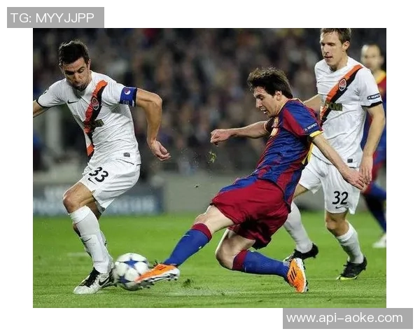 鹿晗篮球热潮引发粉丝狂欢他在赛场上的表现让人惊艳不已